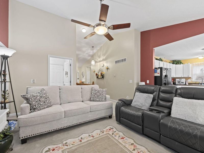 421 Triple Crown Way, Marysville, OH 43040 Photo 9