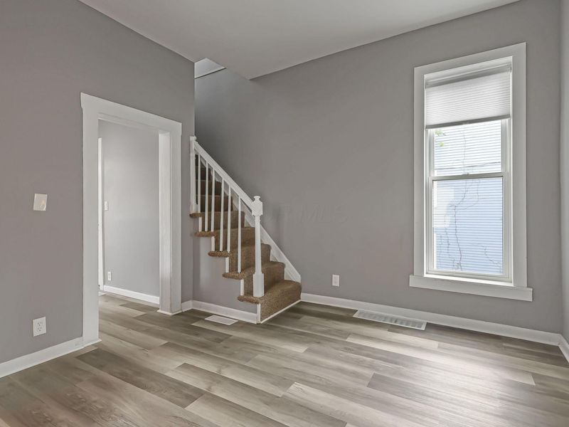 90 S Columbus Street, Sunbury, OH 43074 Photo 14