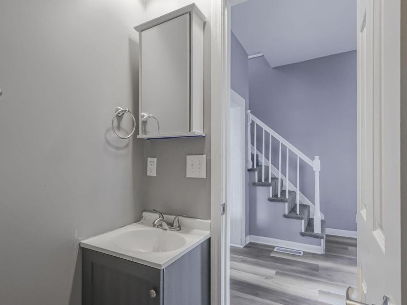 90 S Columbus Street, Sunbury, OH 43074 Photo 15