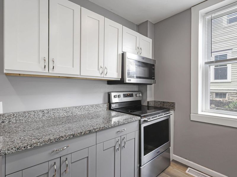 90 S Columbus Street, Sunbury, OH 43074 Photo 17