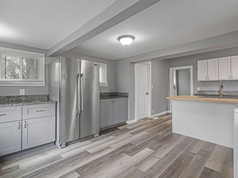 90 S Columbus Street, Sunbury, OH 43074 Photo 20