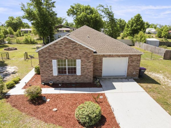 8140 Campflowers Road , Youngstown, FL 32466