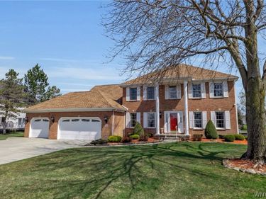 6340 Cloverleaf Circle, East Amherst, NY 14051