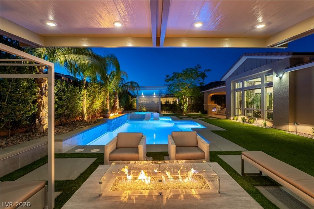 3111 Reverence Heights Lane , Las Vegas, NV 89138