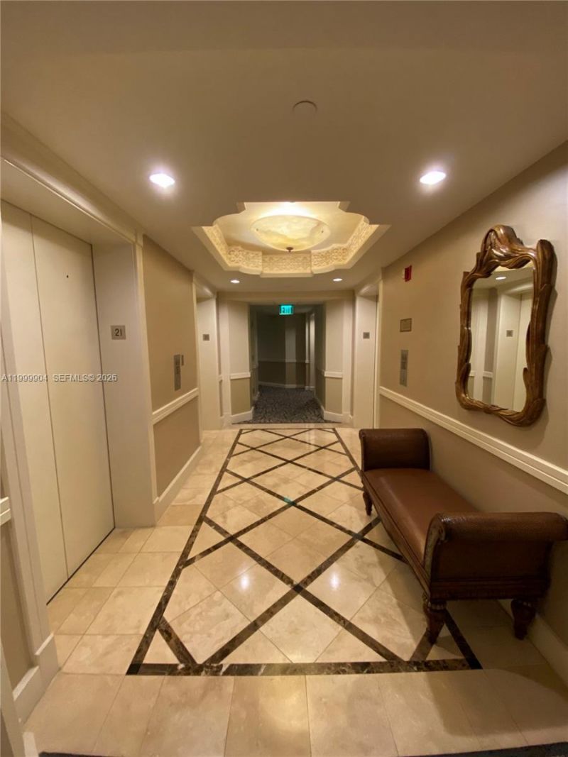 701 Brickell Key Blvd, Unit 2104, Miami, FL 33131 Photo