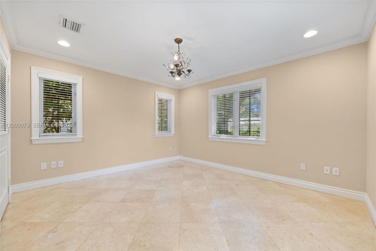 731 Calatrava Ave, Coral Gables, FL 33143 Photo