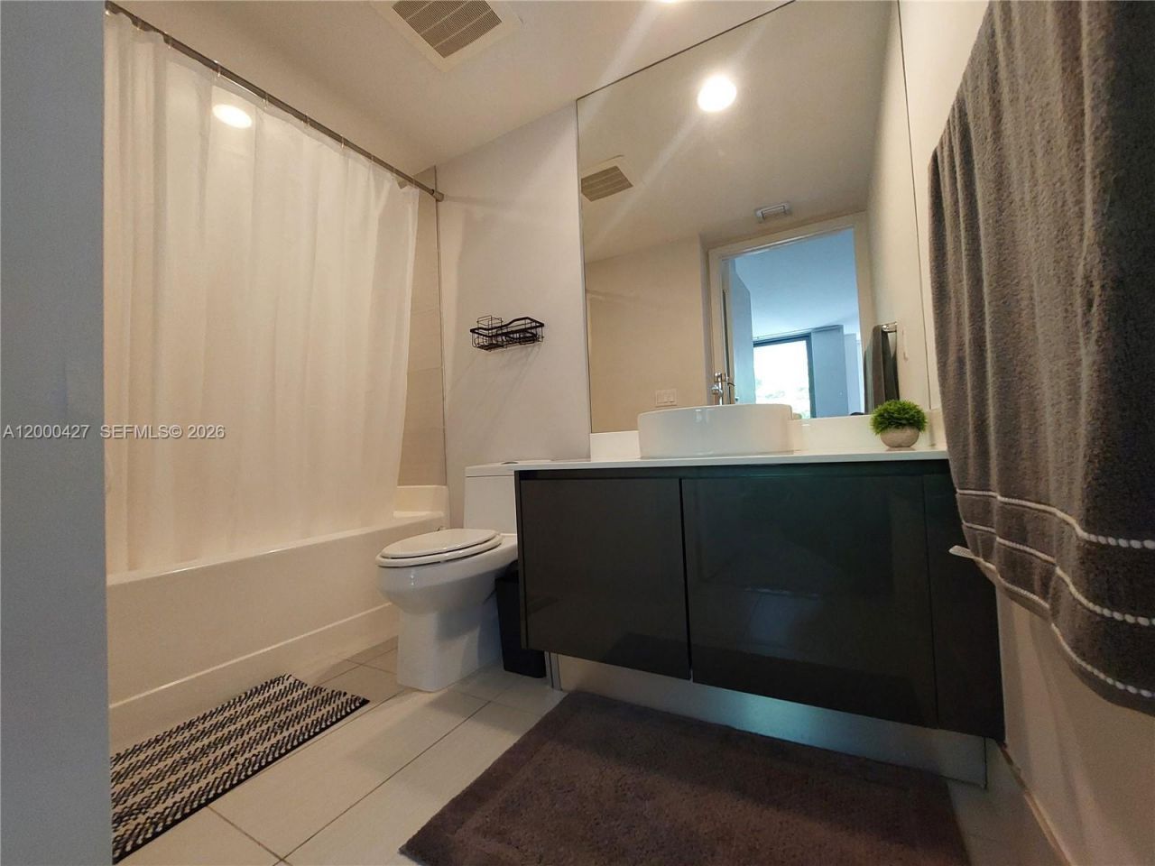 31 SE 6th St, Unit 403, Miami, FL 33131 Photo