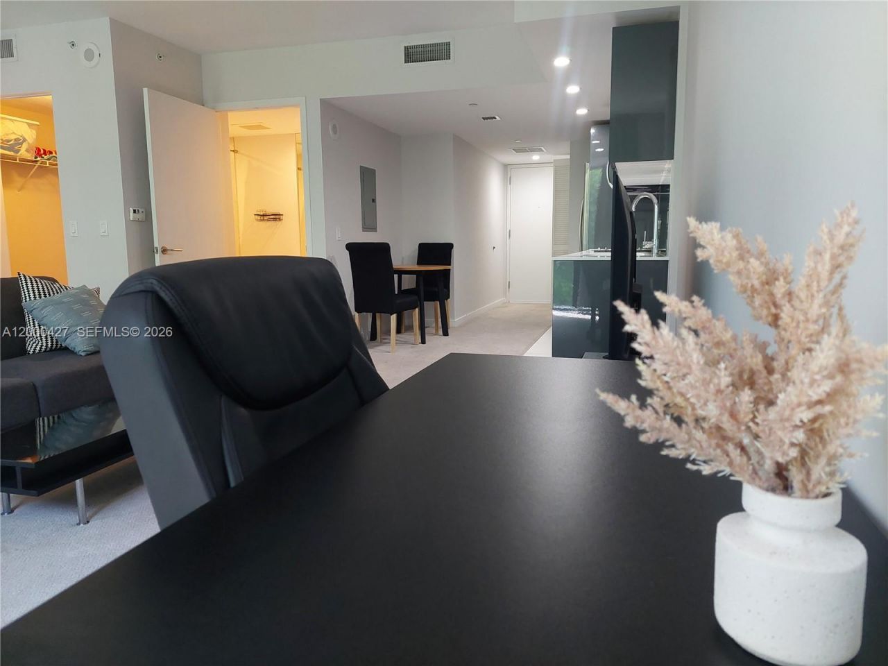 31 SE 6th St, Unit 403, Miami, FL 33131 Photo