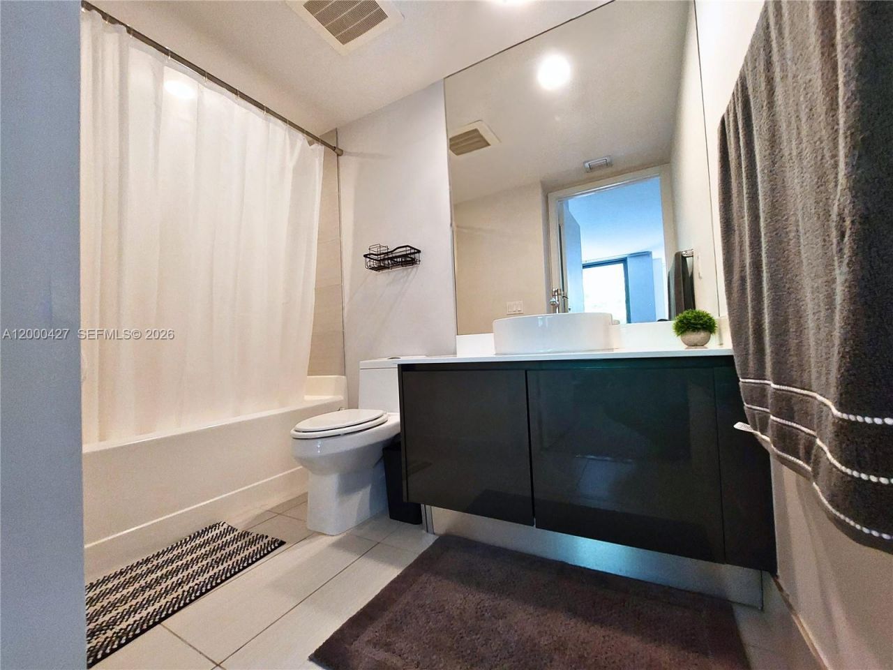 31 SE 6th St, Unit 403, Miami, FL 33131 Photo