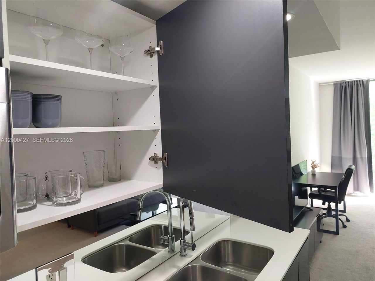 31 SE 6th St, Unit 403, Miami, FL 33131 Photo