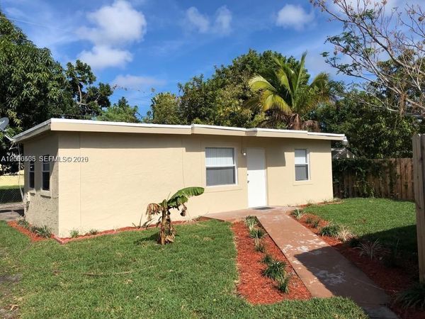 2431 Plunkett St, Unit rear, Hollywood, FL 33020