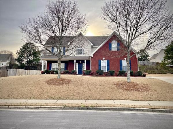 1098 Fountain Lakes Court, Lawrenceville, GA 30043