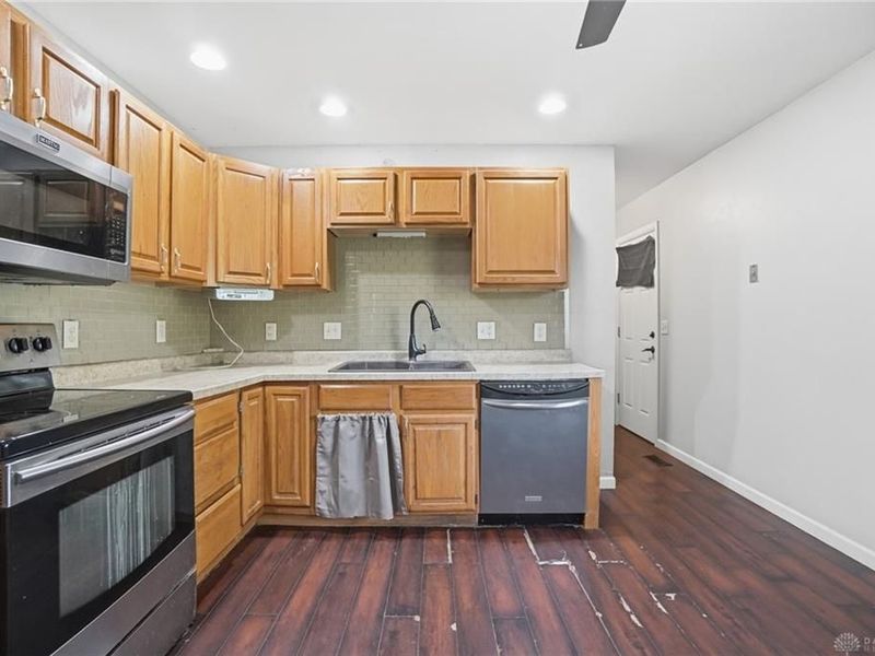 939 Firwood Drive, New Carlisle, OH 45344 Photo 18