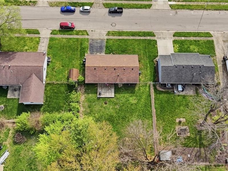 939 Firwood Drive, New Carlisle, OH 45344 Photo 3