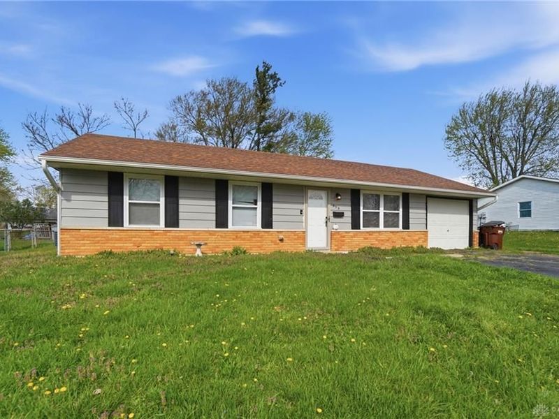 939 Firwood Drive, New Carlisle, OH 45344 Photo 5