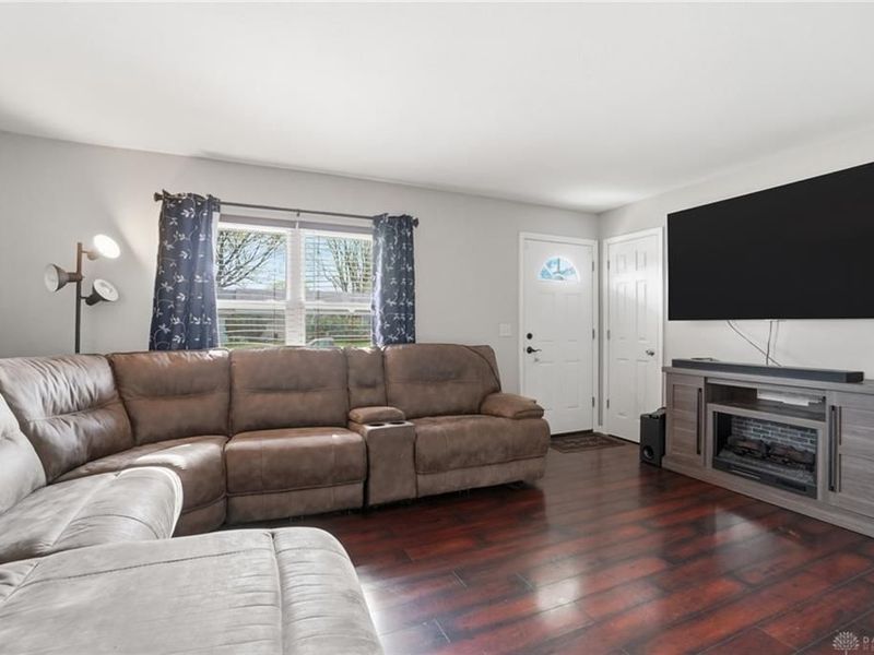 939 Firwood Drive, New Carlisle, OH 45344 Photo 7