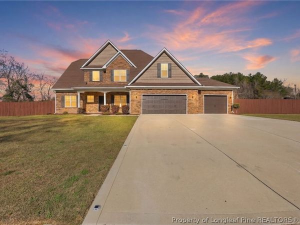 206 Leland Lane , Raeford, NC 28376