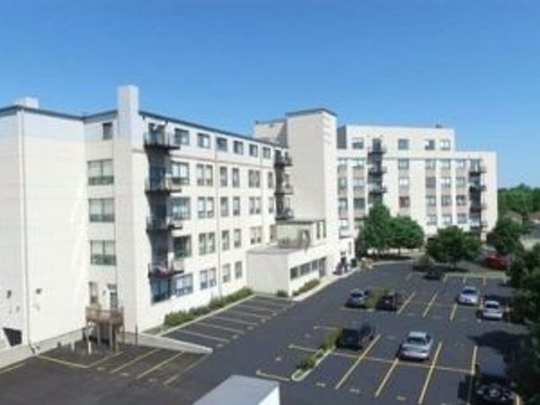 2451 W Howard Street , Unit 308, Chicago, IL 60645