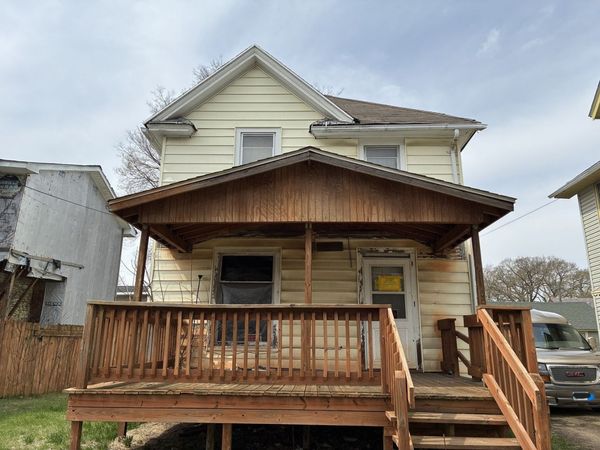 902 N Horsman Street, Rockford, IL 61101