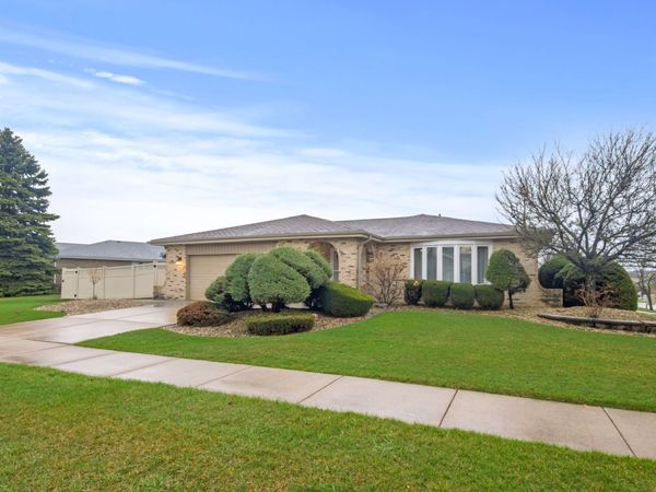 11759 Springbrook Court , Orland Park, IL 60467