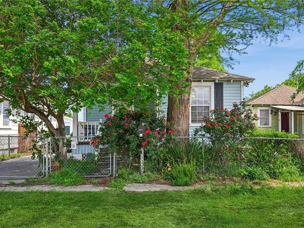 527 GREFER Avenue, Harvey, LA 70058