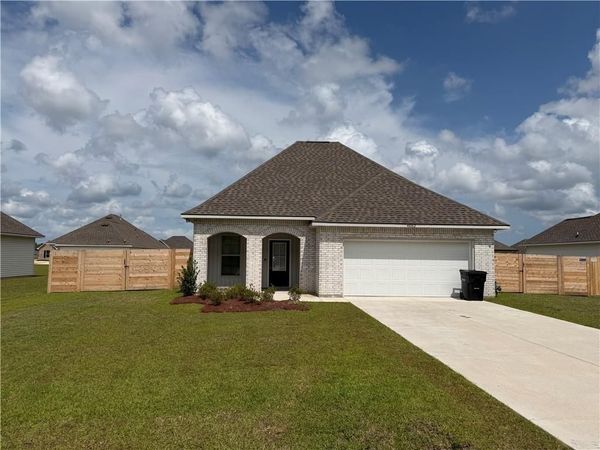 46062 TERRA COTTA Court, Hammond, LA 70401