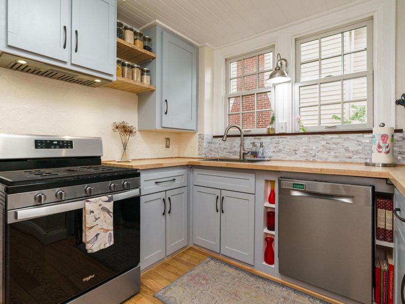 74 E Torrence Road, Columbus, OH 43214 Photo 12