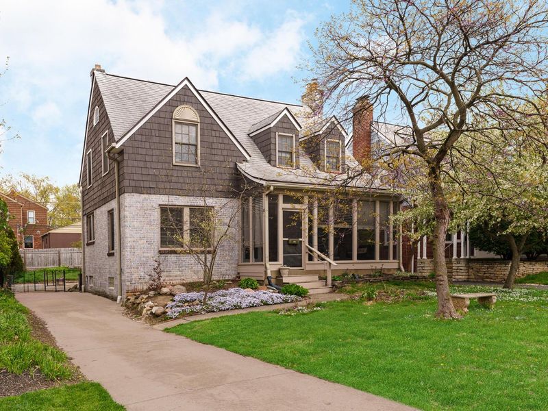 74 E Torrence Road, Columbus, OH 43214 Photo 2