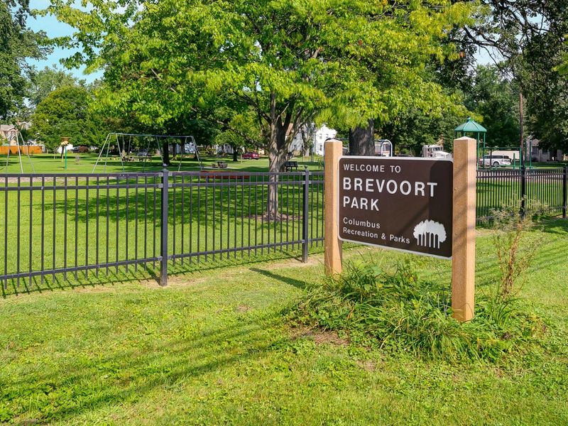 74 E Torrence Road, Columbus, OH 43214 Photo 39