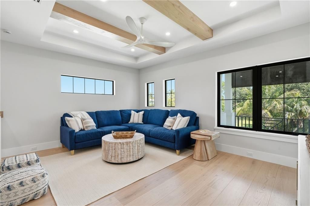 1102 9th Ave N, Naples, FL 34102 Photo