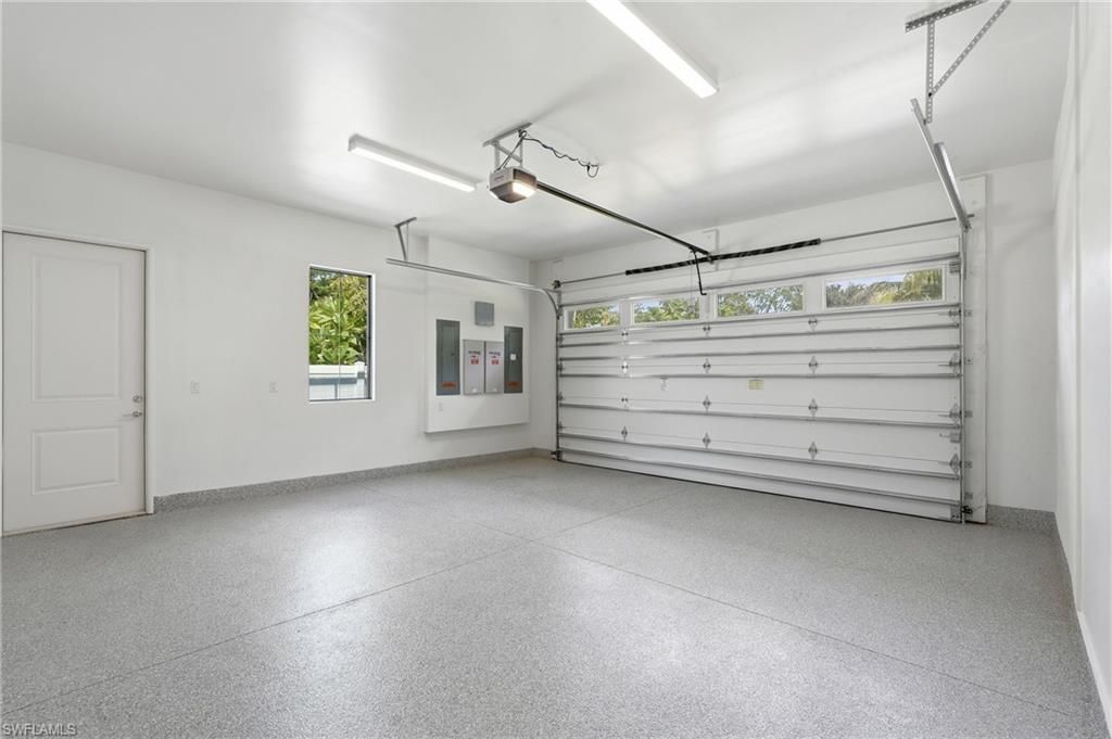 1102 9th Ave N, Naples, FL 34102 Photo