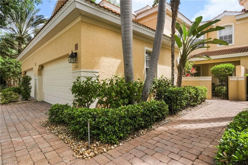 20201 Burnside Pl, Unit 101, Estero, FL 33928 Photo