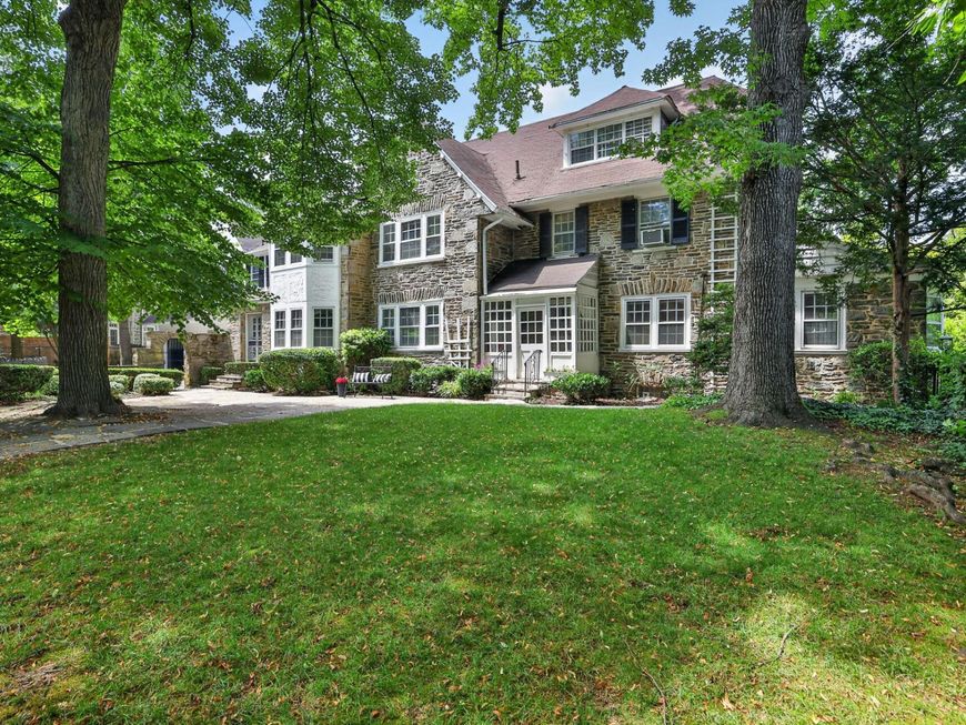 6710 Lincoln Drive, Philadelphia, PA 19119 Main Photo