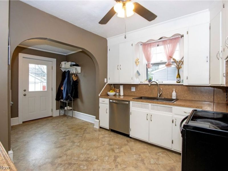 1311 Woodward Place NW, Canton, OH 44709 Photo 10