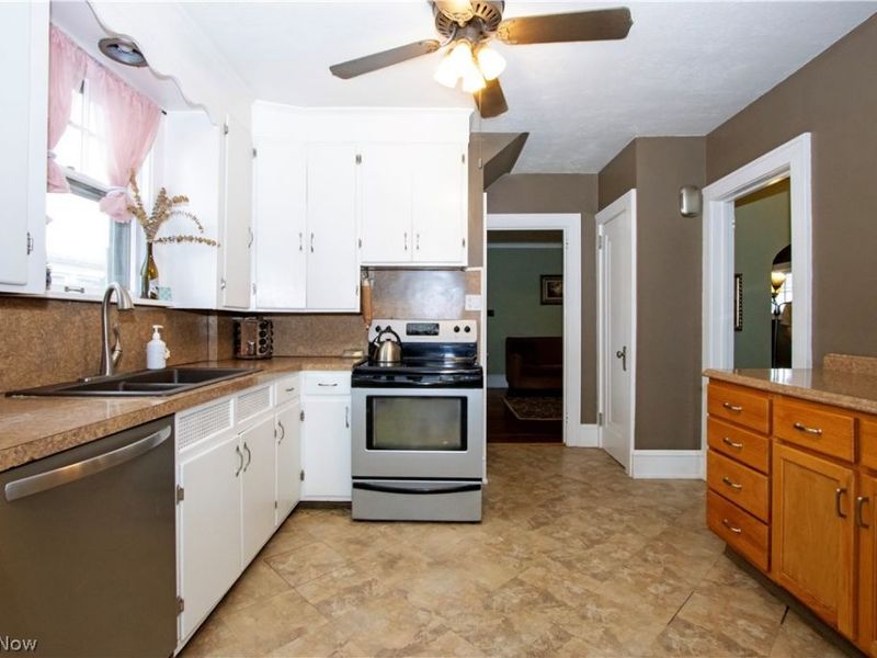 1311 Woodward Place NW, Canton, OH 44709 Photo 8