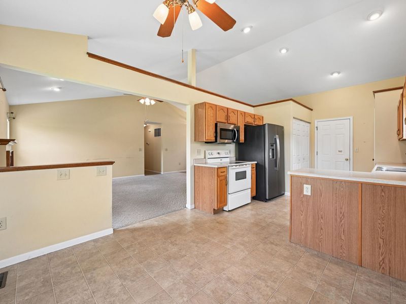 8471 Moonstone Court, Florence, KY 41042 Photo 15