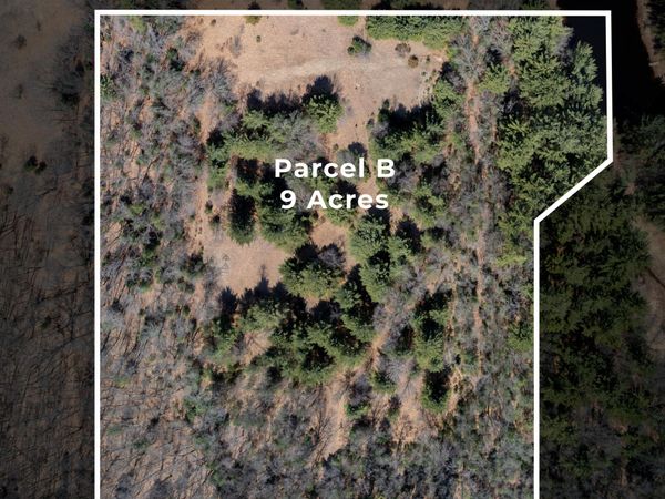 4649 E 28th Street, White Cloud, MI 49349