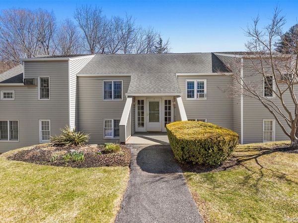 104 Holly Stream Court , Brewster, NY 10509