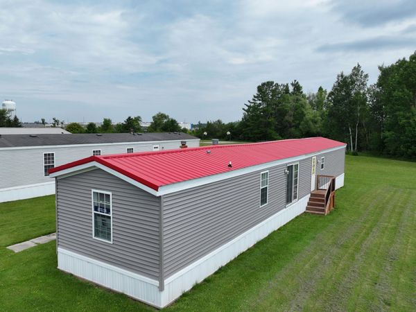 55 Chelsey Lane, Cheboygan, MI 49721