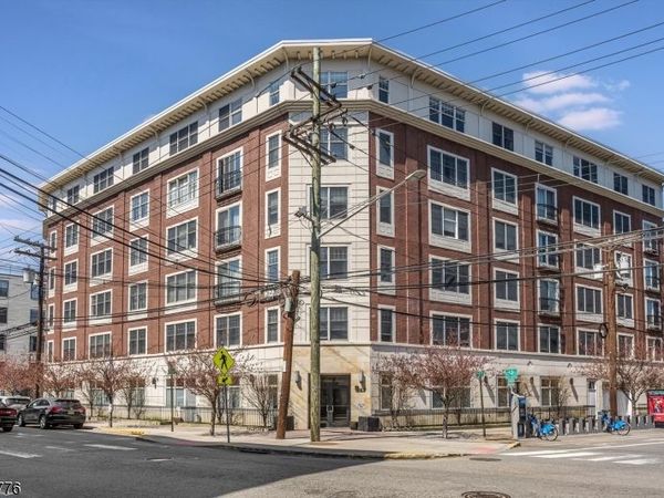 82 Clinton St, Hoboken, NJ 07030