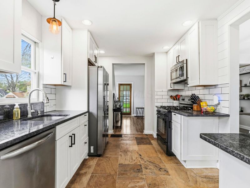 6106 Flora Villa Drive, Worthington, OH 43085 Photo 20