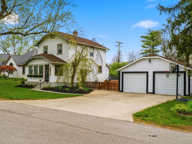 6106 Flora Villa Drive, Worthington, OH 43085 Photo 3