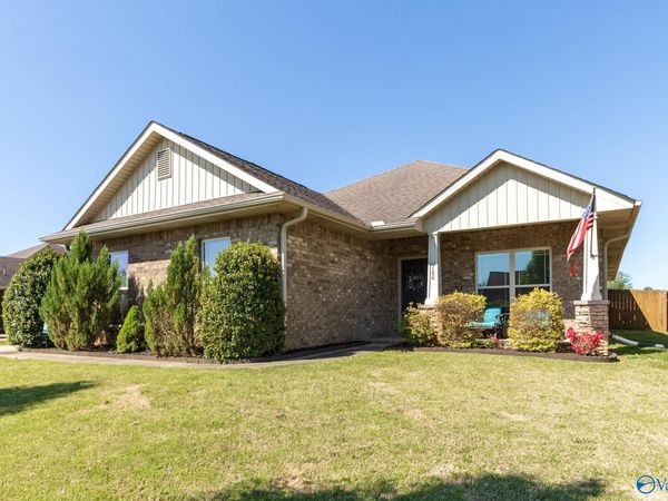 100 Brookslanding Drive, Huntsville, AL 35811