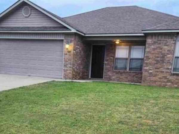 3610 Breezy Cove, Conway, AR 72032
