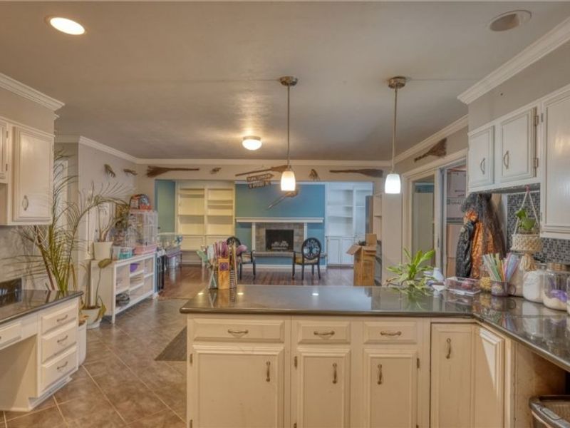 10525 Twin Oaks Drive, Cambridge, OH 43725 Photo 11