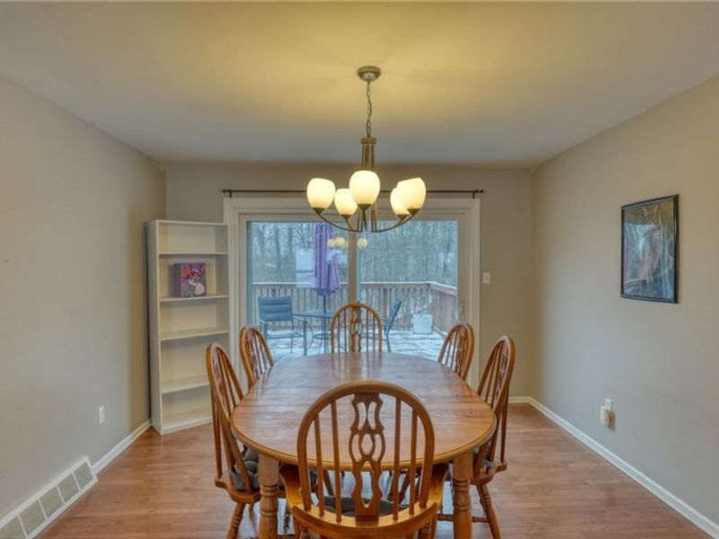 10525 Twin Oaks Drive, Cambridge, OH 43725 Photo 16