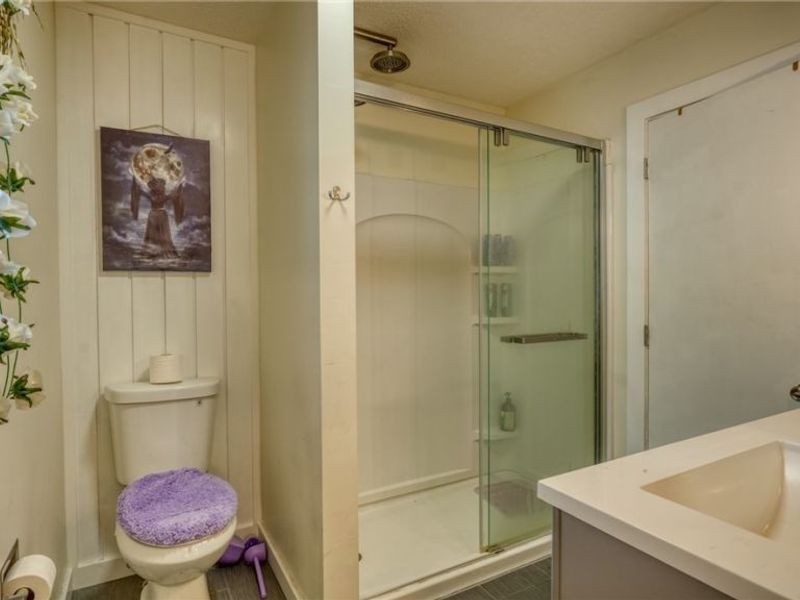 10525 Twin Oaks Drive, Cambridge, OH 43725 Photo 27