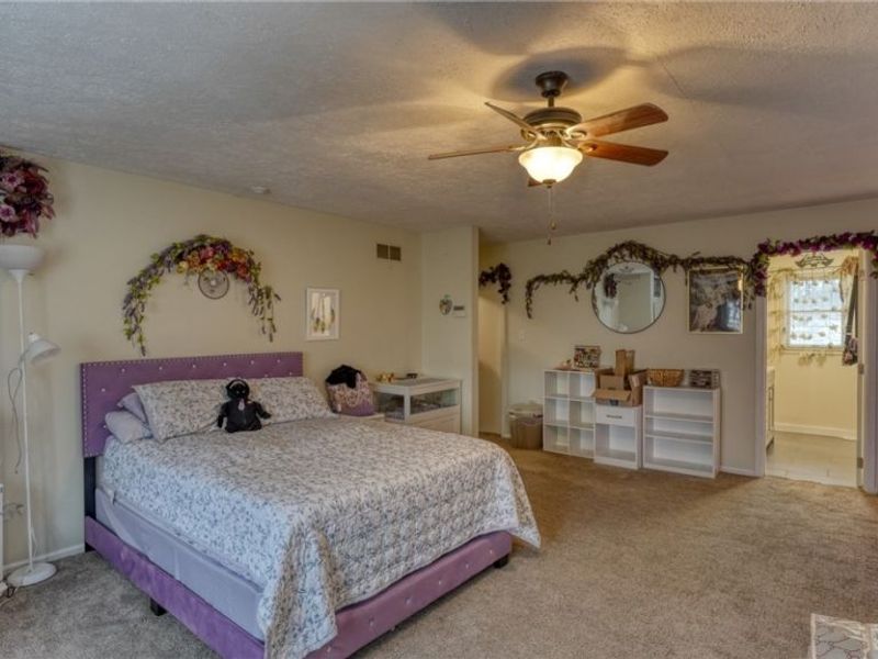 10525 Twin Oaks Drive, Cambridge, OH 43725 Photo 31