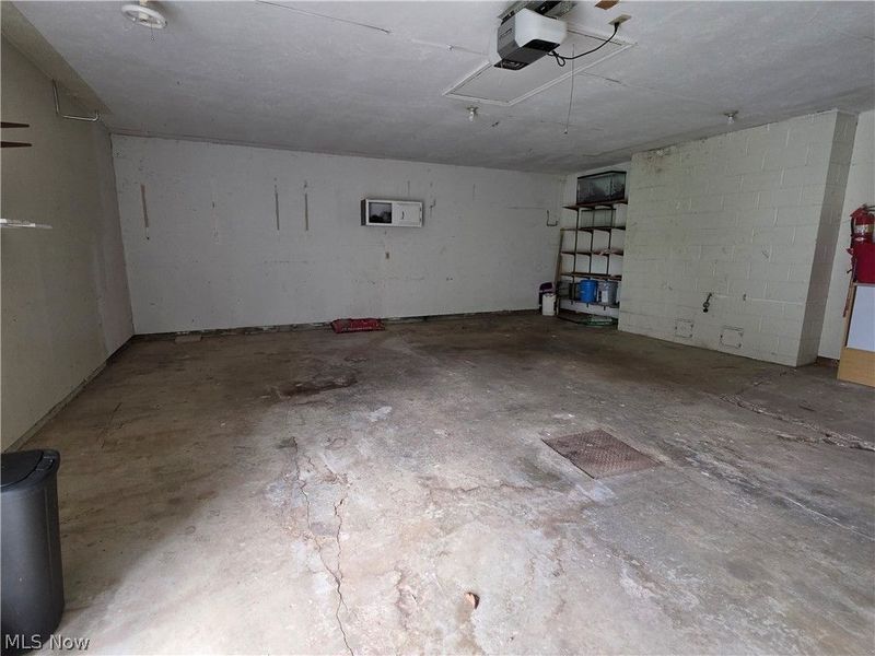 10525 Twin Oaks Drive, Cambridge, OH 43725 Photo 4