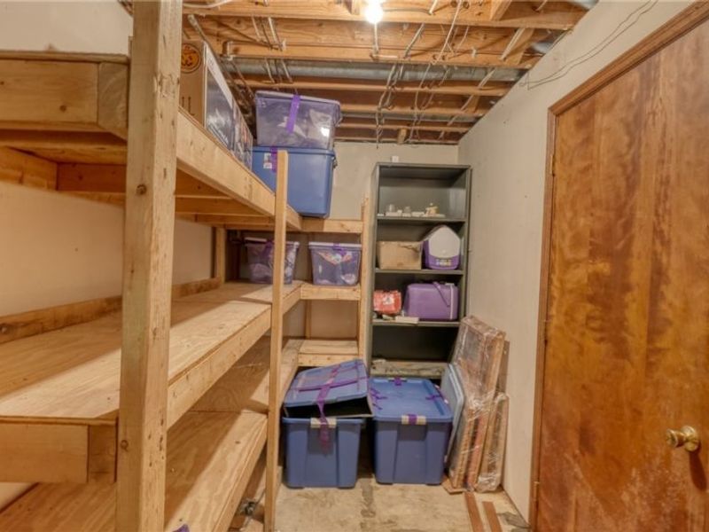 10525 Twin Oaks Drive, Cambridge, OH 43725 Photo 41